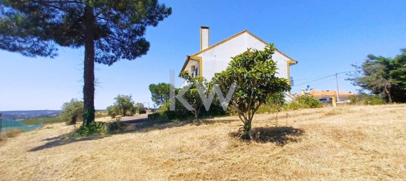 Дом с 4 спальнями в Томар, Португалия № 156519 2