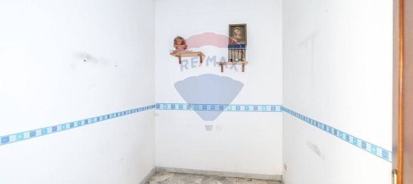 6 rooms Apartment in Catania, Italy No. 79703 13