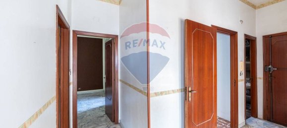 6 rooms Apartment in Catania, Italy No. 79703 6