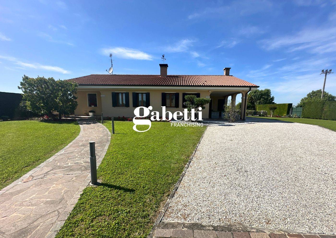 Casa T3 em Arre, Italy N.º 322742