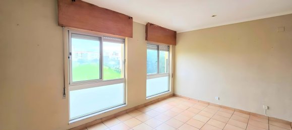 3 rooms Apartment in Loures, Portugal No. 86003 10