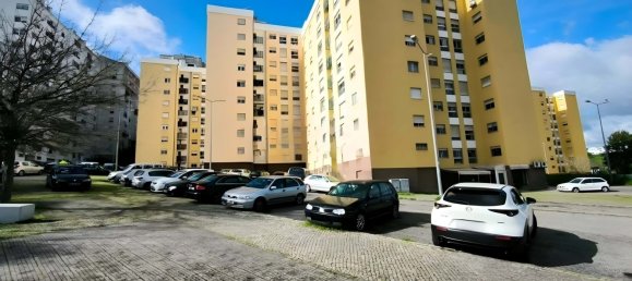 3 rooms Apartment in Loures, Portugal No. 86003 17