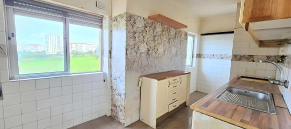 3 rooms Apartment in Loures, Portugal No. 86003 4