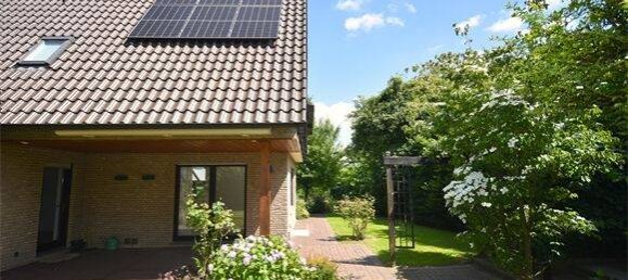 Casa de 5 dormitorios en Bielefeld, Germany No. 77965 3