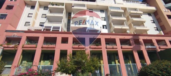 55m² Commercial property in Bari, Italy No. 39590 2
