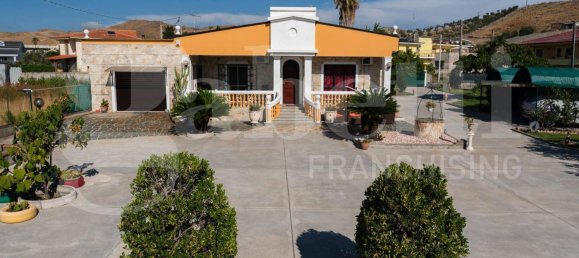 Villa de 3 dormitorios en Catanzaro, Italy No. 285981 14