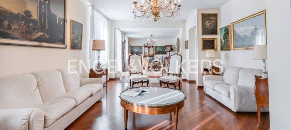 7 bedrooms Apartment in Genoa, Italy No. 64925 7