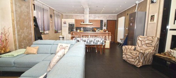 Дом с 6 комнатами в Риваросса, Италия № 149364 25