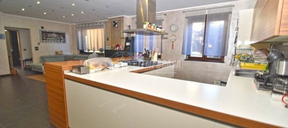 Дом с 6 комнатами в Риваросса, Италия № 149364 27