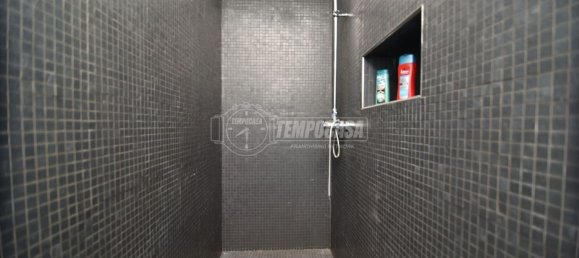 Дом с 6 комнатами в Риваросса, Италия № 149364 33