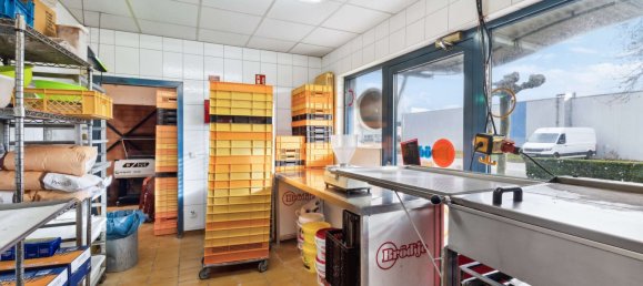 686m² Commercial property in Kleve, Germany No. 245763 11