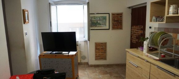 Apartamento de 2 habitaciónes en Genoa, Italy No. 259971 2