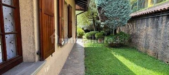 4 bedrooms Villa in Gandino, Italy No. 342863 6