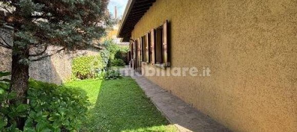 4 bedrooms Villa in Gandino, Italy No. 342863 7