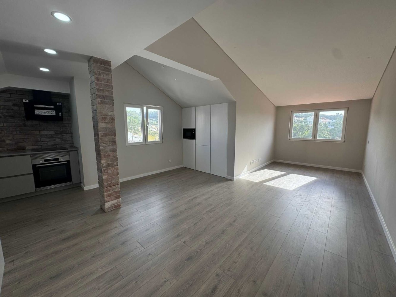 Квартира с 2 спальнями в Одивелаш, Португалия № 340751