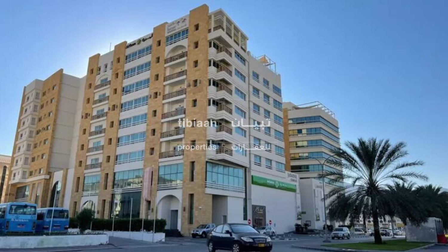 Laden in Al Khuwair, Oman 375.5m², Nr. 204
