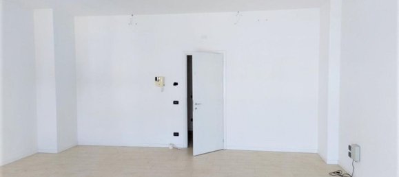 96m² Office in Gorizia, Italy No. 376296 14