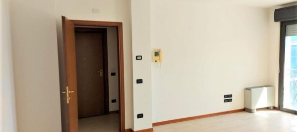 96m² Office in Gorizia, Italy No. 376296 16