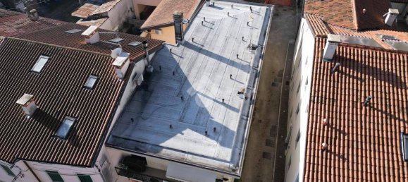 Apartamento de 2 dormitorios en San Vito di Leguzzano, Italy No. 365948 16