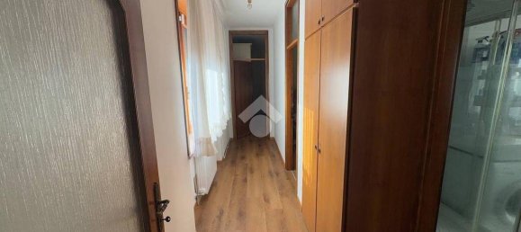 Apartamento de 2 dormitorios en San Vito di Leguzzano, Italy No. 365948 5