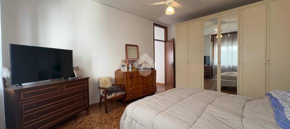 Apartamento de 2 dormitorios en San Vito di Leguzzano, Italy No. 365948 9