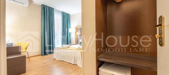 Hotel de 10 dormitorios en Gallipoli, Italy No. 266186 4