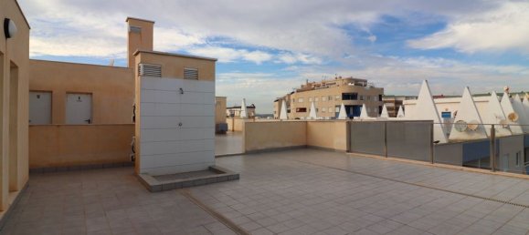 1 bedroom Penthouse in Torrevieja, Spain No. 175809 17