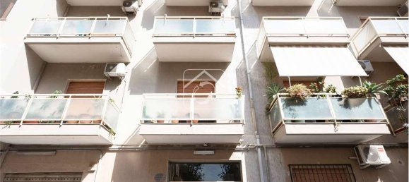 Apartamento T3 em Reggio Calabria, Italy N.º 273497 2