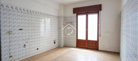 Apartamento T3 em Reggio Calabria, Italy N.º 273497 9