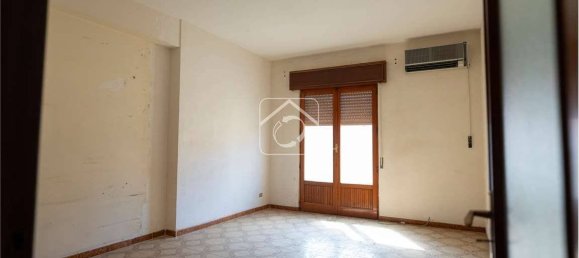 Apartamento T3 em Reggio Calabria, Italy N.º 273497 11