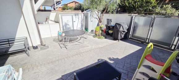 Casa de 3 dormitorios en Pomezia, Italy No. 356453 3