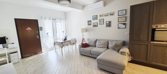 Casa de 3 dormitorios en Pomezia, Italy No. 356453 28