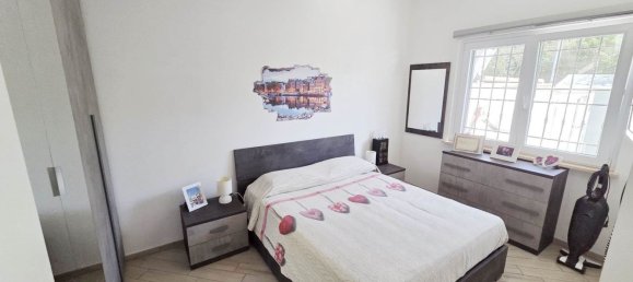 Casa de 3 dormitorios en Pomezia, Italy No. 356453 17