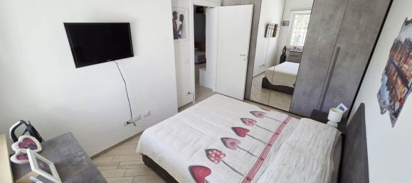 Casa de 3 dormitorios en Pomezia, Italy No. 356453 15