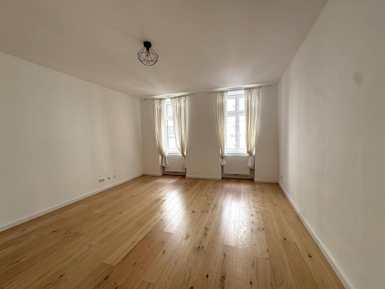 Apartamento de 3 dormitorios en Vienna, Austria No. 210174