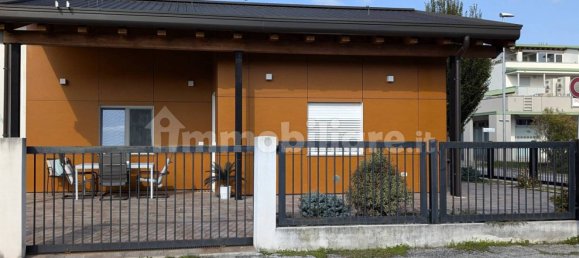 2 bedrooms Villa in Gorizia, Italy No. 129899 4