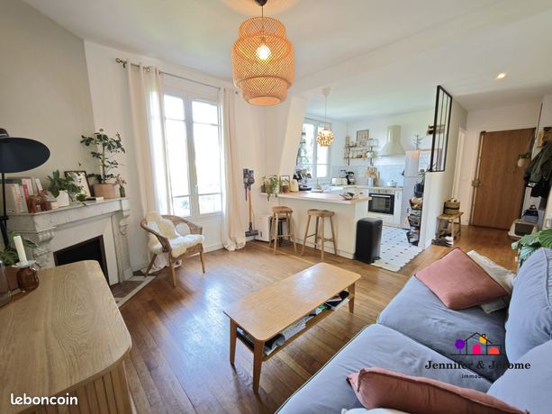2 bedrooms Apartment in Enghien-les-Bains, France No. 361427