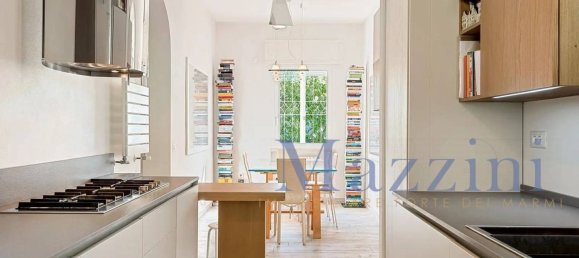 10 rooms Villa in Forte dei Marmi, Italy No. 284338 14