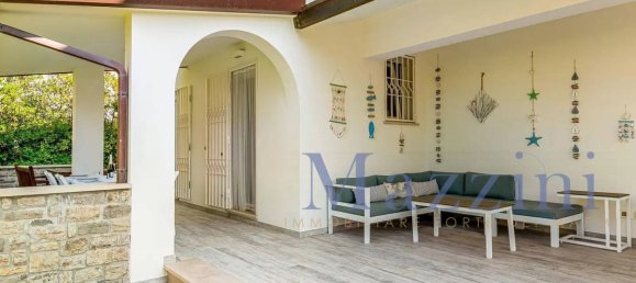 10 rooms Villa in Forte dei Marmi, Italy No. 284338 6