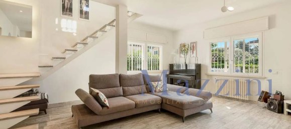 10 rooms Villa in Forte dei Marmi, Italy No. 284338 9