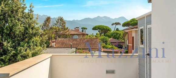 10 rooms Villa in Forte dei Marmi, Italy No. 284338 24