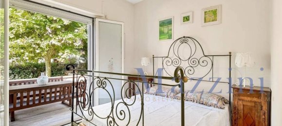 10 rooms Villa in Forte dei Marmi, Italy No. 284338 19