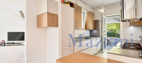 10 rooms Villa in Forte dei Marmi, Italy No. 284338 16