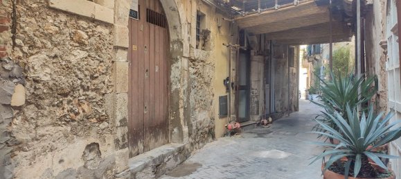 2غرفة عقار تجاري في Syracuse, Italy رقم 247468 2