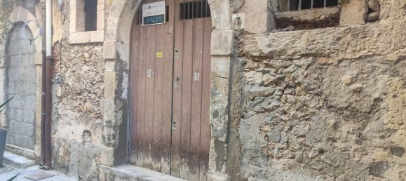 2غرفة عقار تجاري في Syracuse, Italy رقم 247468 3