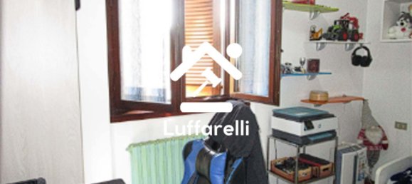 4 rooms Apartment in Carate Brianza, Italy No. 3794 4