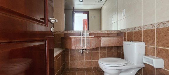 4 bedrooms Villa in Abu Dhabi Gate City, UAE No. 37689 26