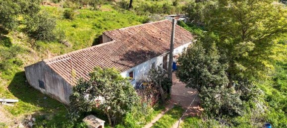 3 Schlafzimmer Gebäude in Mexilhoeira Grande, Portugal, Nr. 198096 2