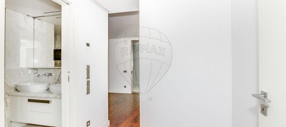 3 bedrooms Apartment in Lisbon, Portugal No. 129503 18