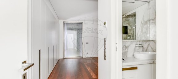 3 bedrooms Apartment in Lisbon, Portugal No. 129503 21